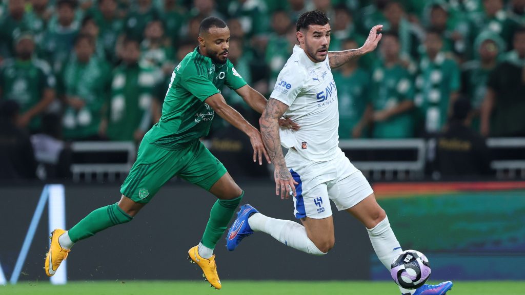 الهلال يحقق استفادة من تأجيل النخبة الآسيوية ويُعلن تعديل مواعيد مواجهات كأس الملك