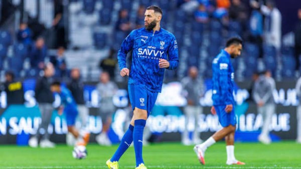 الهلال يحقق الفوز بأربعة أهداف في مرمى النجمة ويعزز صدارته لجدول الدوري السعودي