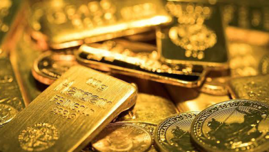 انخفاض أسعار الذهب والفضة تتراجع بنسبة 1% في الأسواق العالمية