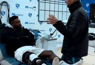 بالعكازين اليامي يشرع في رحلة التعافي داخل صفوف الهلال