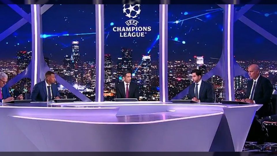 بالفيديو شاهد كيف قطعت صافرات الإنذار بث استوديو بي إن سبورتس في الدوحة