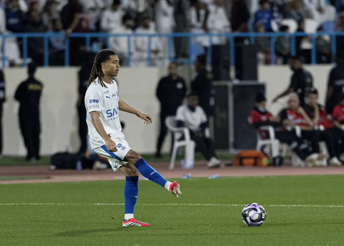 بوابري يعلن انضمامه لقائمة مصابي فريق الهلال