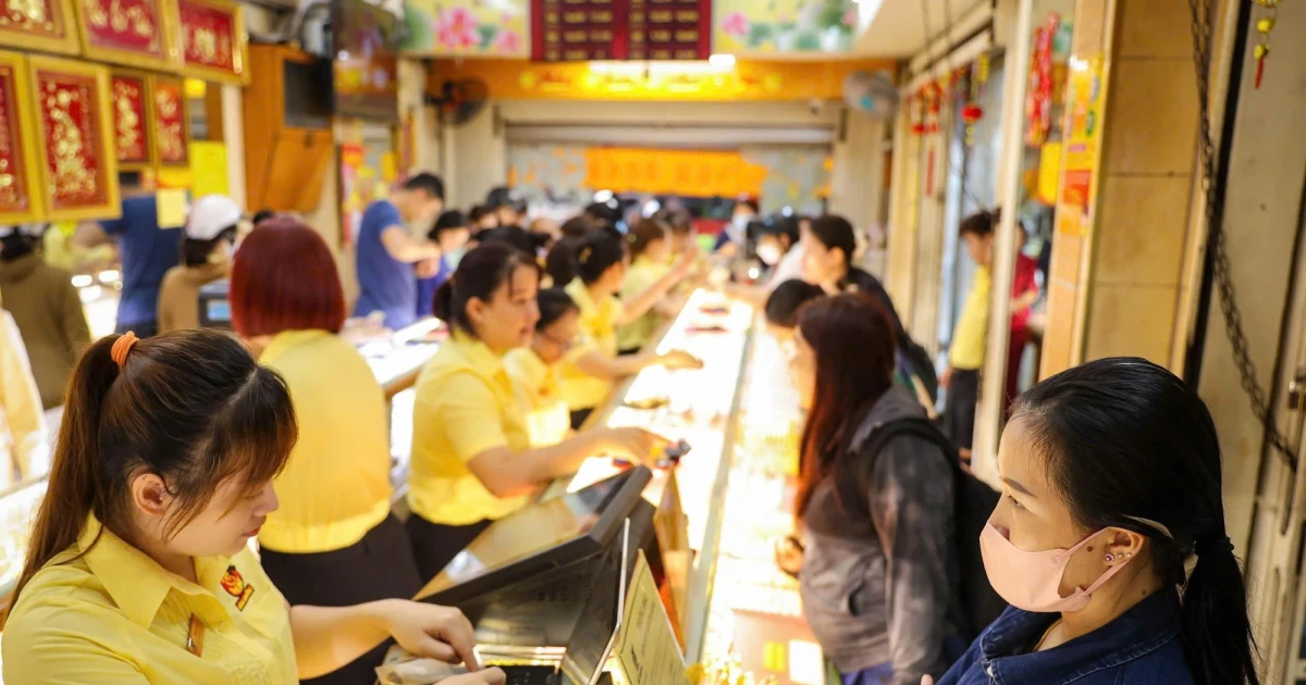 تحديث أسعار الذهب في SJC وسعر الذهب عيار 24 قيراط 9999 وأحدث الأسعار العالمية