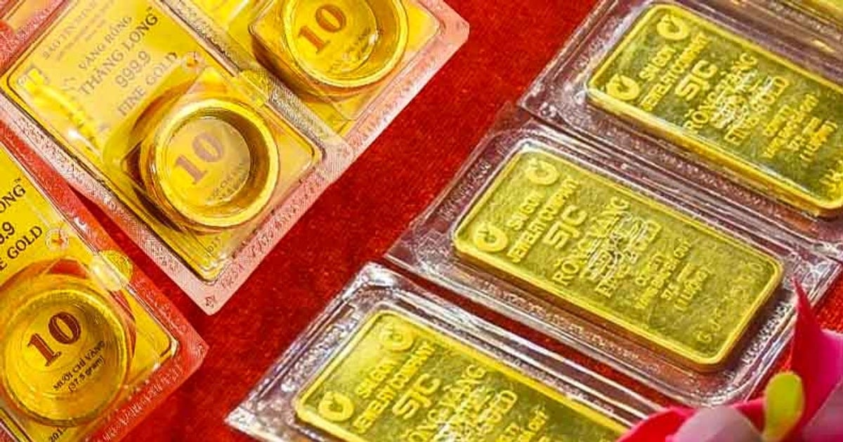 تراجع سعر الذهب في شركة SJC وخواتم الذهب يصل إلى 1.4 مليون دونغ فيتنامي للأونصة