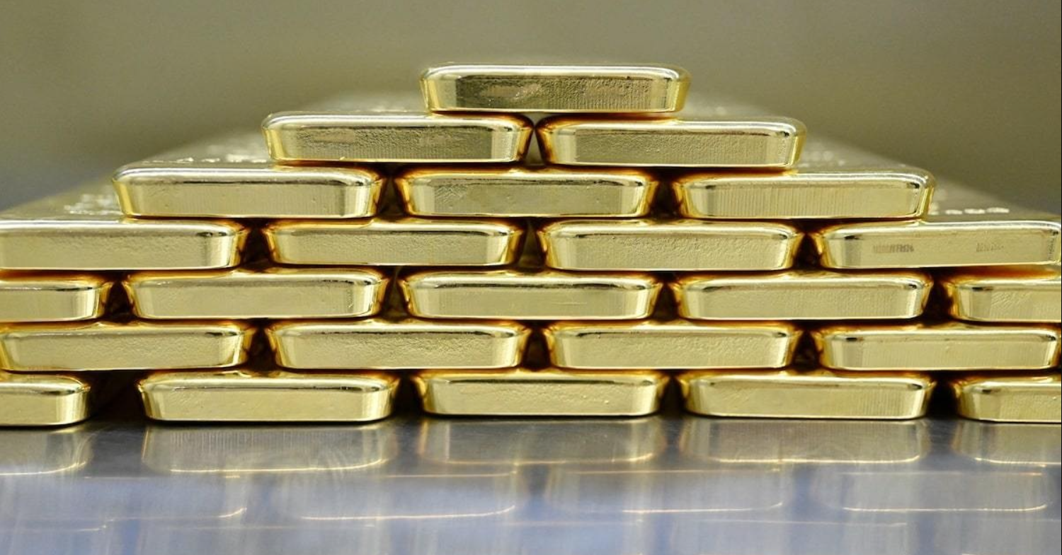 تراجع كبير في أسعار الذهب العالمية يخسر الأونصة أكثر من 200 دولار فور افتتاح التداول