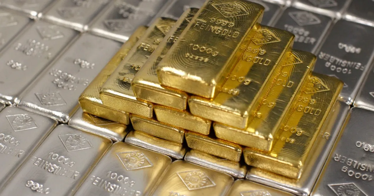 تراجع مستمر في أسعار الذهب بسبب مخاوف التضخم عقب تصاعد التوترات في إيران