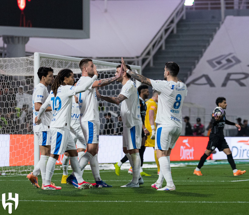 ثلاثي الهلال يشارك بفعالية في تدريبات الفريق استعدادًا لمواجهة النجمة