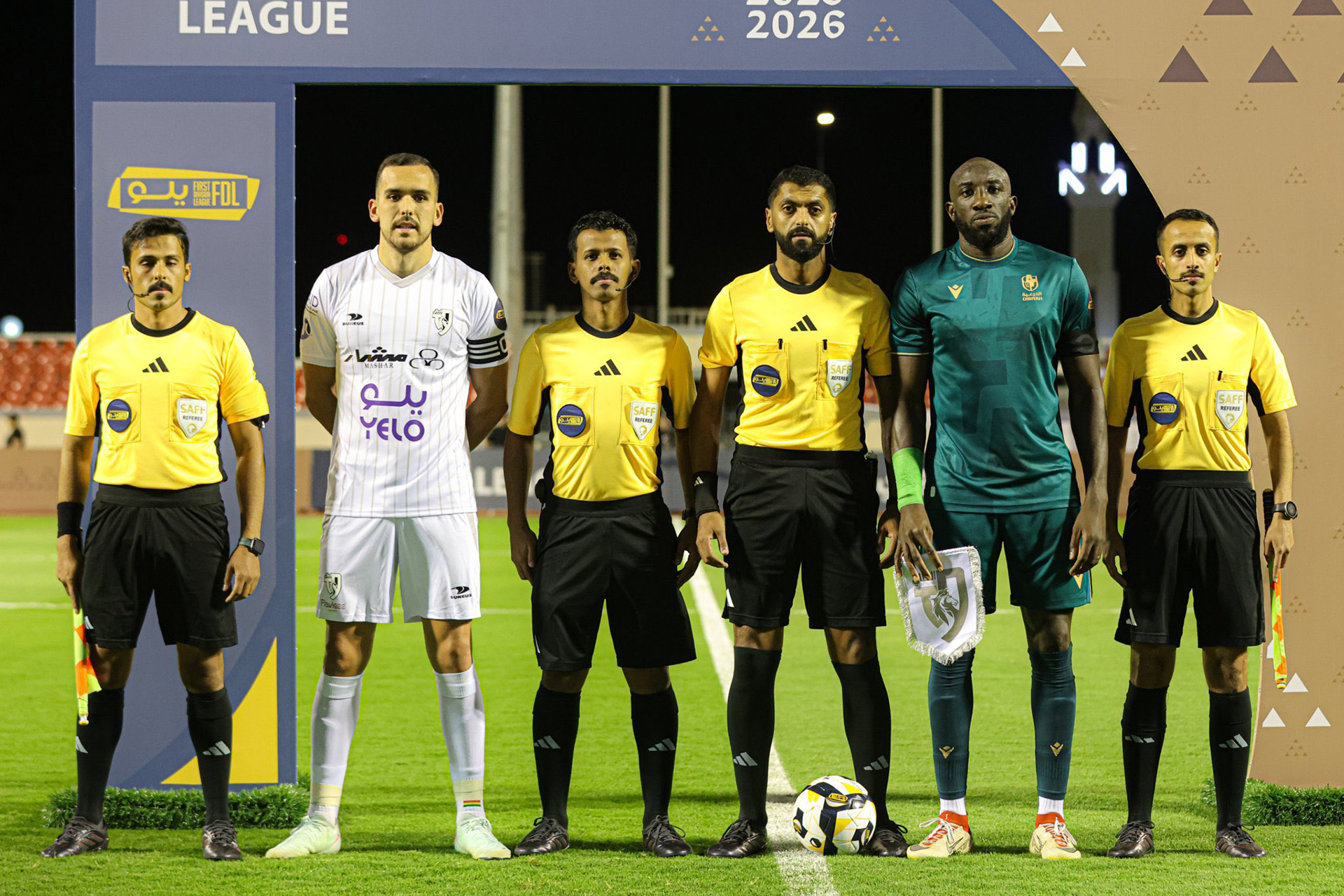 خطأ إداري يؤدي إلى إيقاف حكم سعودي حتى نهاية الموسم في كرة القدم