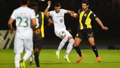 ديربي جدة يشعل المنافسة بين الأهلي والاتحاد في قمة الدوري السعودي