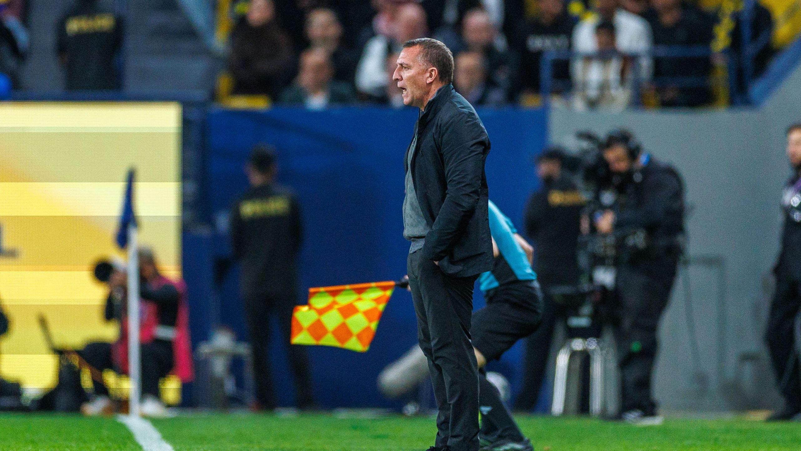 رودجرز يعلن خطته لمباراة الأهلي ويؤكد تقديره الكبير لإيفان توني