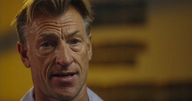 رينارد يعتمد تشكيل فريق من 5 مختصين لمتابعة أداء لاعبي المنتخب أسبوعياً في السعودية