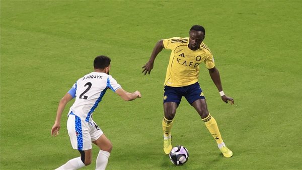 شكوك تحيط بمشاركة ساديو ماني مع النصر أمام الخليج في الدوري السعودي