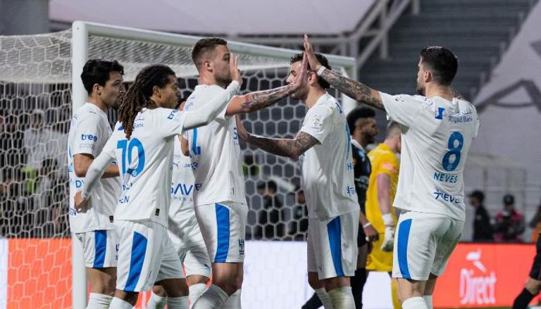 طاقم حكام مصري يقود لقاء الهلال والنجمة في الدوري السعودي – كل الكورة