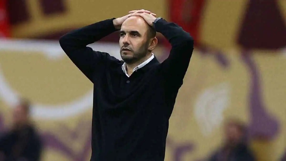 عاجل وليد الركراكي يقترب من قيادة أحد أندية الدوري السعودي لكرة القدم