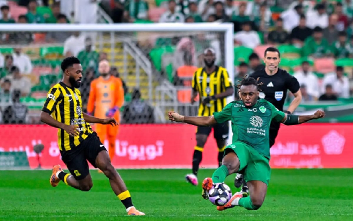 مدربا الأهلي والاتحاد يؤكدان صعوبة المواجهة المرتقبة في الجولة 25 من دوري روشن