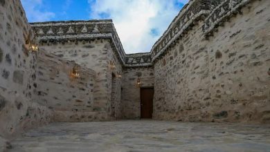 مشروع الأمير محمد بن سلمان لتطوير المساجد التاريخية يعيد بناء مسجد جرير البجلي بعد أكثر من 1400 عام