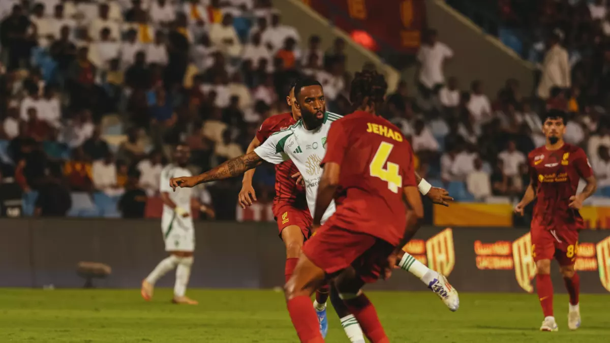 مواجهة تاريخية تحسم مستقبل الدوري السعودي الأهلي يتحدى القادسية بعد 11 انتصار من 15 مباراة