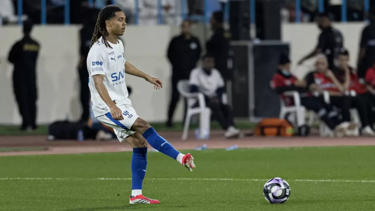 نادي الهلال يواجه موجة إصابات قبل ملاقاة النجمة في دوري روشن السعودي