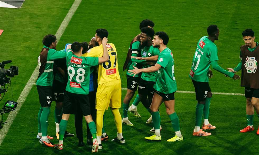 نبيل عماد يقود ضمك لتحقيق انتصار مثير على النجمة في الدوري السعودي