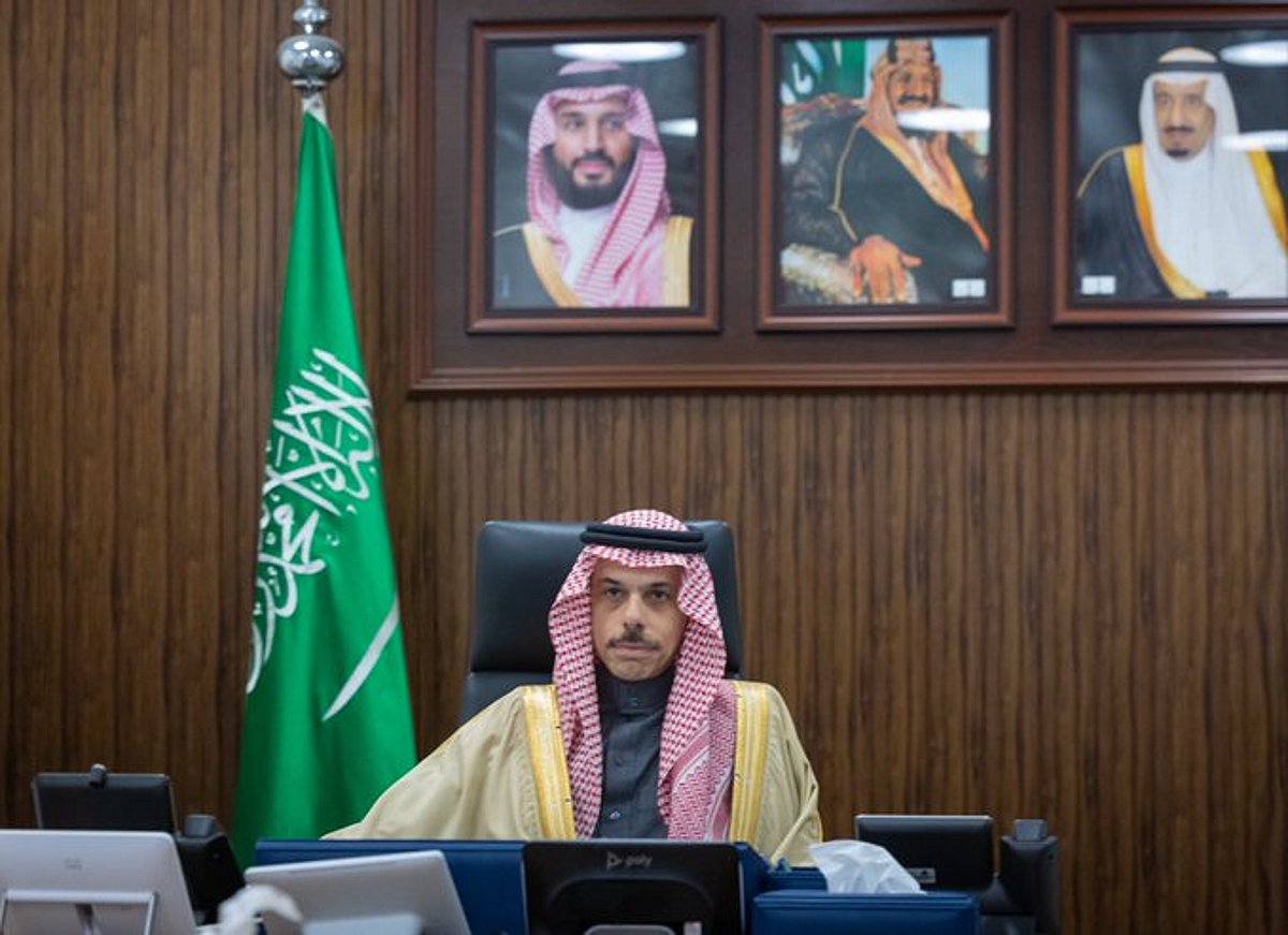 وزير الخارجية يشارك في الاجتماع الوزاري المشترك لمجلس التعاون والاتحاد الأوروبي لمناقشة الهجمات الإيرانية