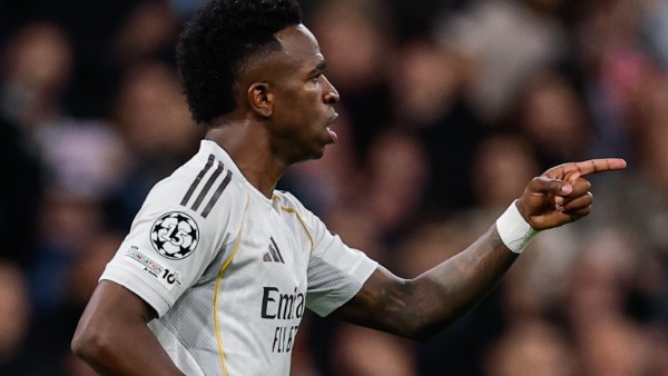 وكيل فينيسيوس يوضح موقف انتقاله المحتمل إلى الدوري السعودي